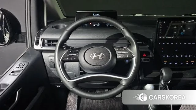 Hyundai Staria 2025 Черный из Кореи, фото 4