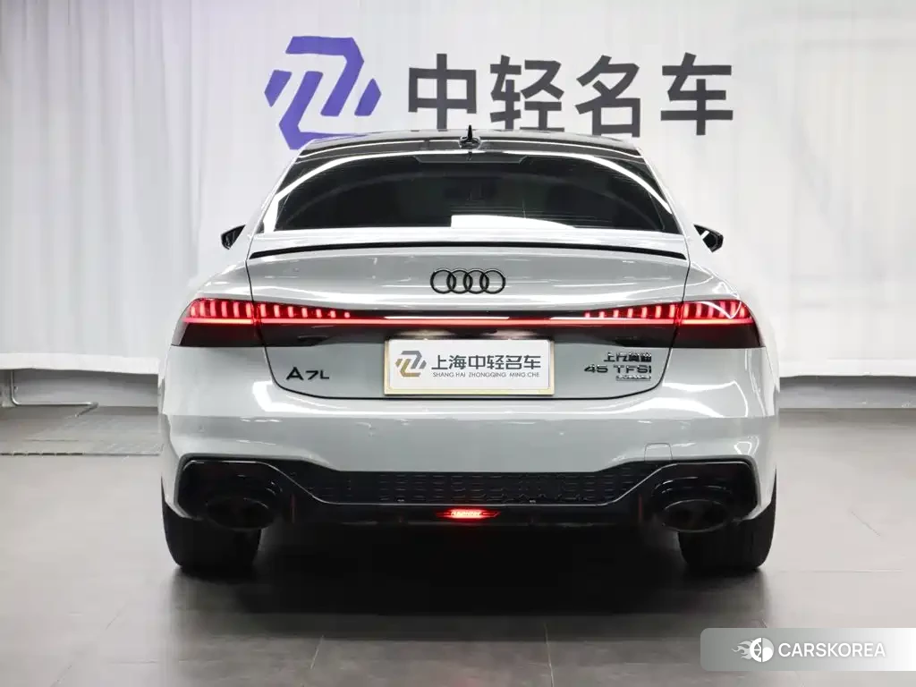 Audi A7L 2023 Черный из Китая, фото 4