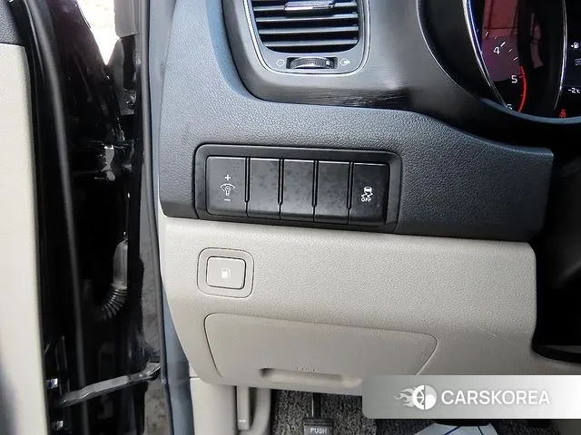 Kia The New Carnival 2018 Черный из Кореи, фото 4