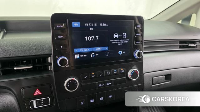 Hyundai Staria 2022 Белый из Кореи, фото 4