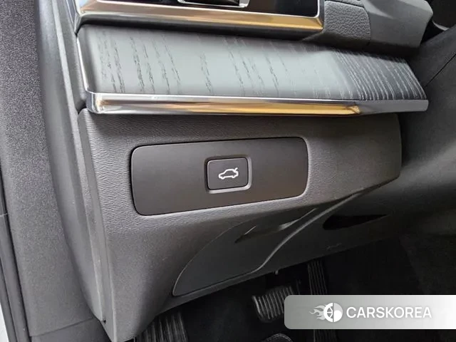 Volvo XC90 second Generation 2024 Белый из Кореи, фото 4