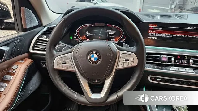 BMW X7 (G07) 2022 Светло-зеленый из Кореи, фото 4