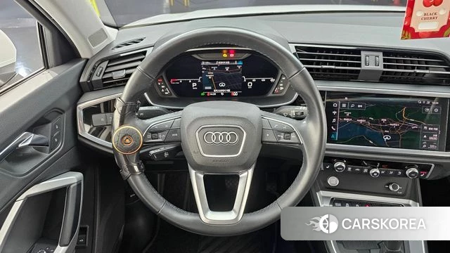 Audi Q3 (F3) 2020 Белый из Кореи, фото 4