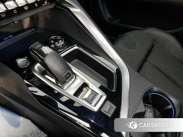 Peugeot 3008 second generation 2019 Белый из Кореи, фото 4