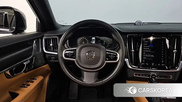 Volvo V90 Cross-Country 2020 Черный из Кореи, фото 4