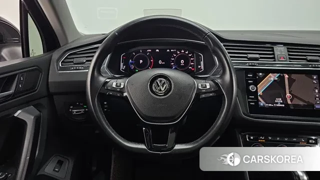 Volkswagen Tiguan second Generation 2020 Черный из Кореи, фото 4