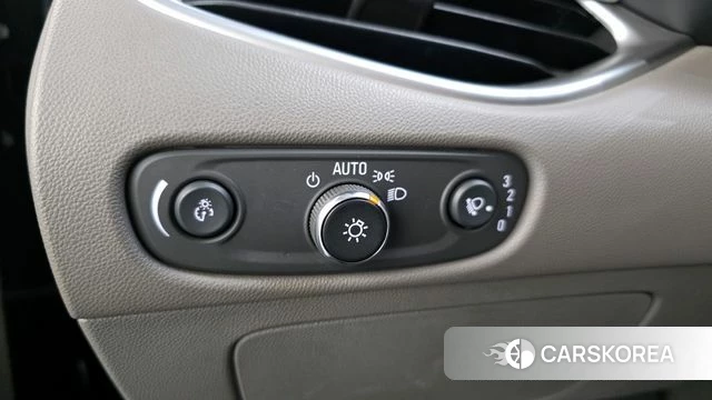 Chevrolet (GM Daewoo) All New Malibu 2018 Черный из Кореи, фото 4