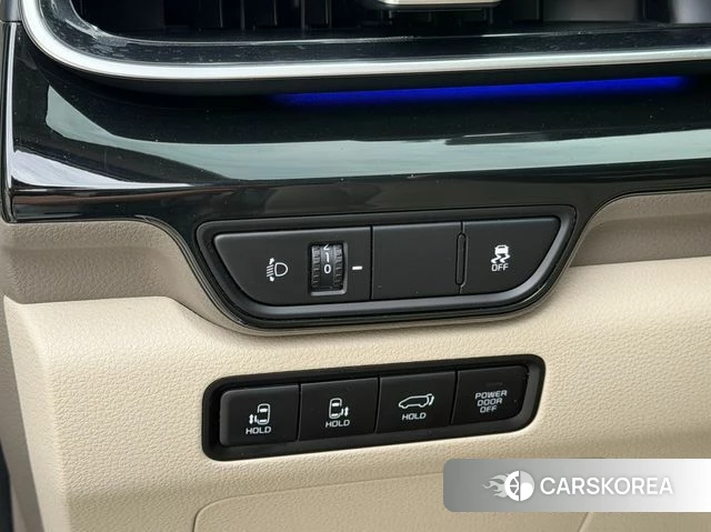 Kia The New Carnival 4th Generation 2025 Белый из Кореи, фото 4