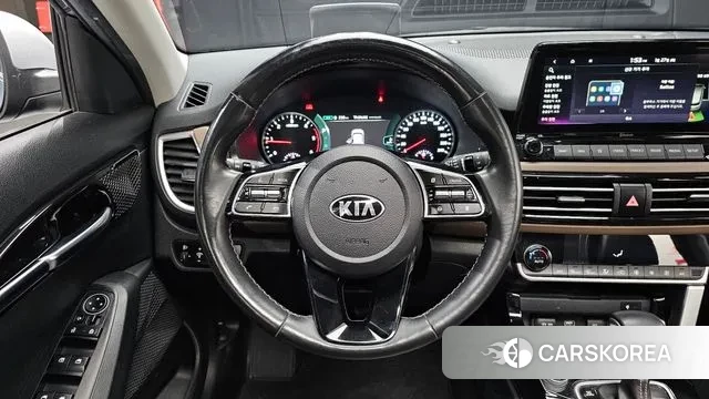 Kia Seltos 2021 Серый из Кореи, фото 4