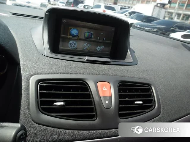 Renault Korea (Samsung) SM3 Neo 2019 Серебряный из Кореи, фото 4