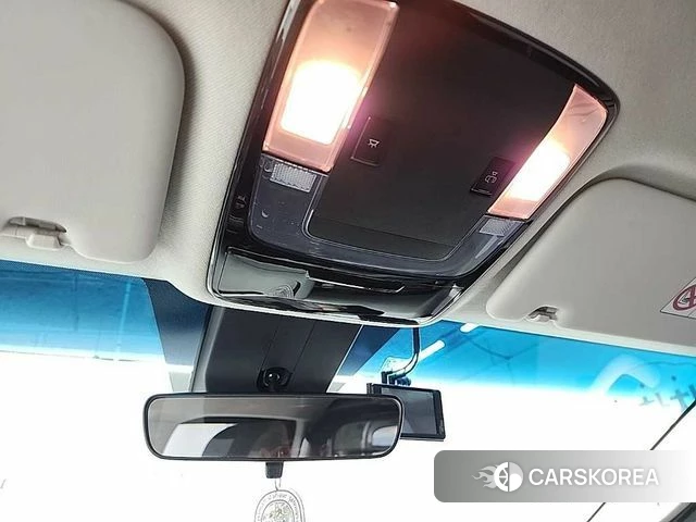 Hyundai Staria 2021 Белый из Кореи, фото 4