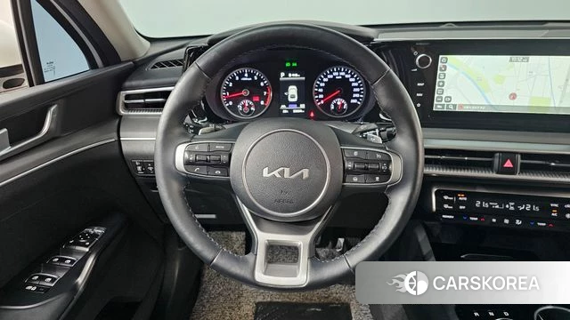 Kia K5 3rd generation 2023 Белый из Кореи, фото 4