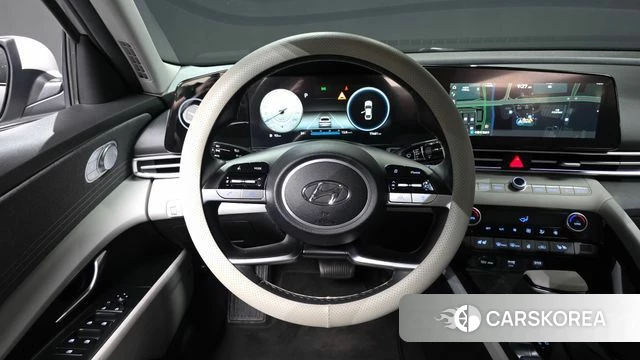 Hyundai Avante (CN7) 2021 Серебристо-серый из Кореи, фото 4