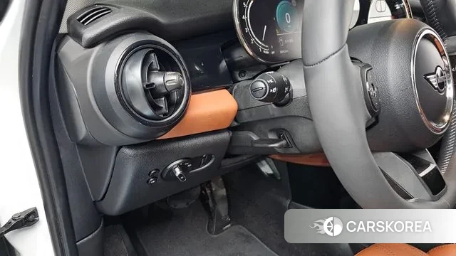 Mini Cooper S 2024 Белый из Кореи, фото 4