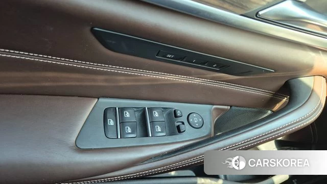 BMW 5 Series (G30) 2018 Серый из Кореи, фото 4