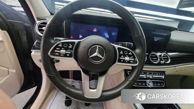 Mercedes-Benz E-Class W213 2020 Черный из Кореи, фото 4