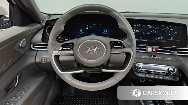 Hyundai The New Avante (CN7) 2023 Серебристо-серый из Кореи, фото 4