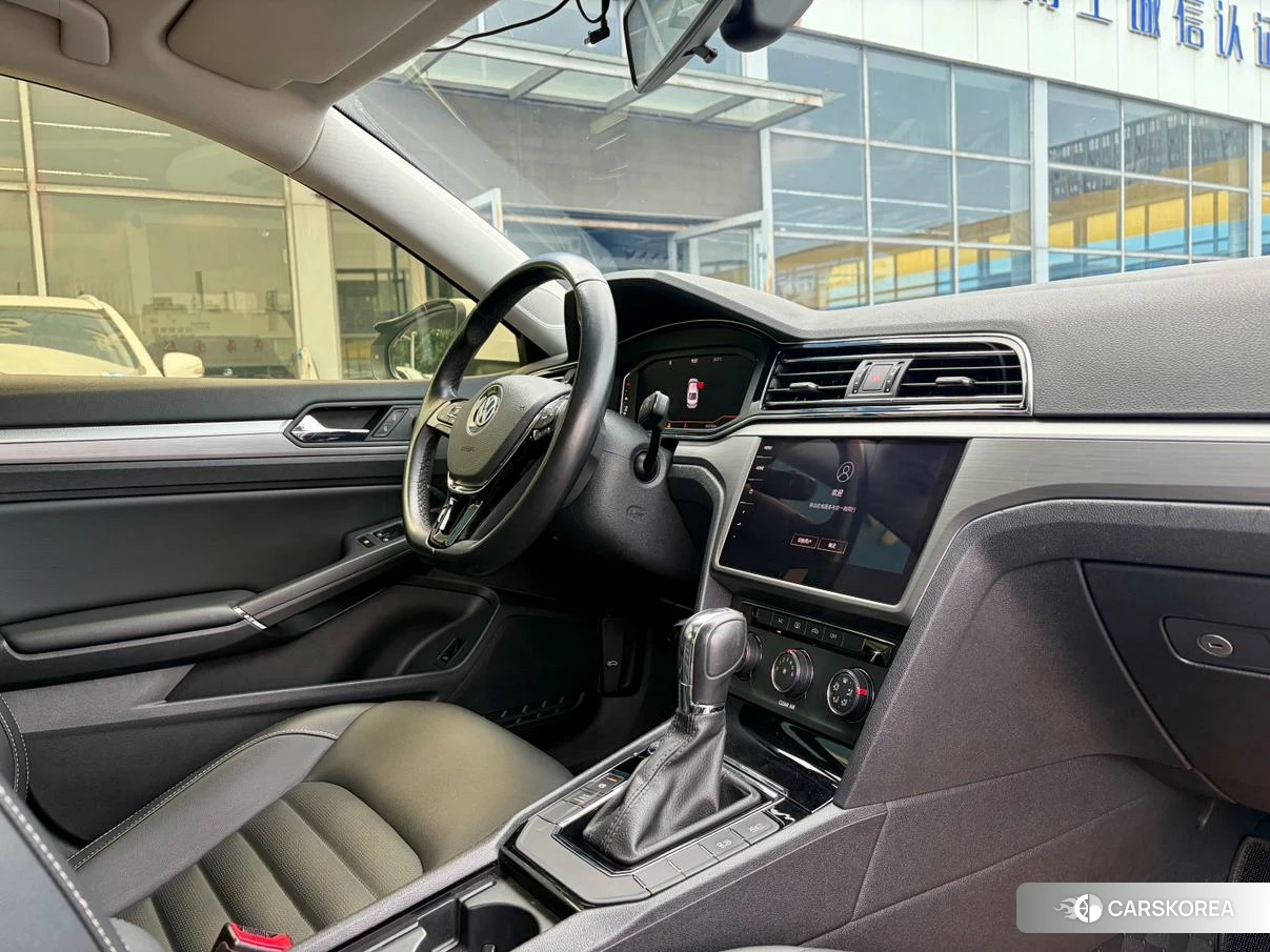 Volkswagen Lingdu 2020 Белый из Китая, фото 4