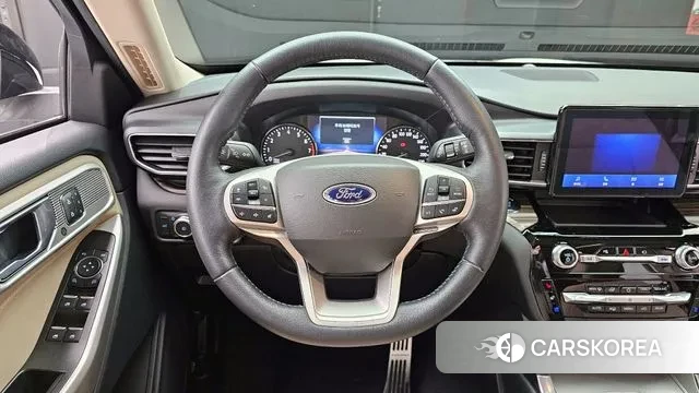 Ford Explorer 6th Generation 2022 Белый из Кореи, фото 4