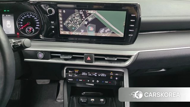 Kia K5 3rd generation 2023 Белый из Кореи, фото 4