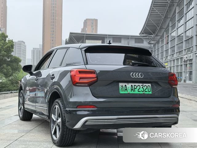 Audi Q2L e-tron 2021 Черный из Китая, фото 4