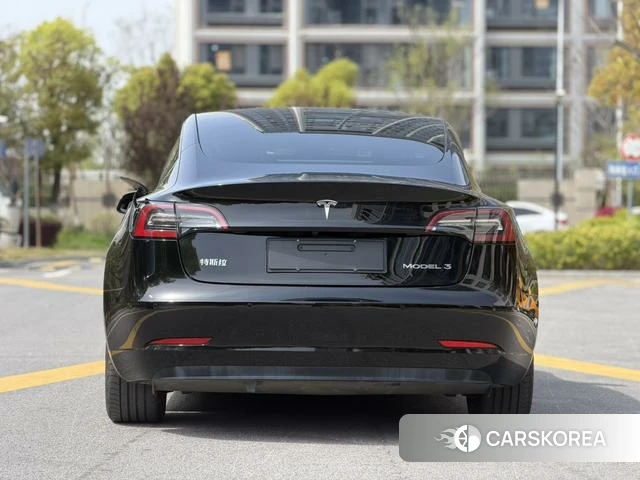 Tesla Model 3 2021 Черный из Китая, фото 4