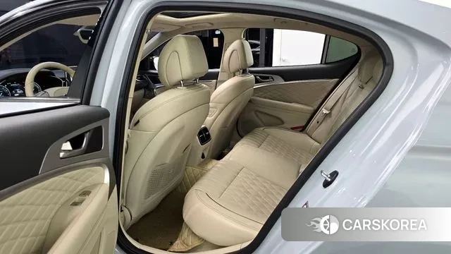 Genesis G70 2020 Светло-серебряный цвет из Кореи, фото 4