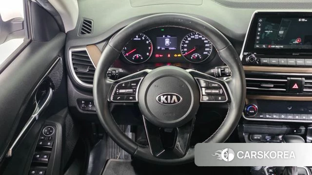 Kia Seltos 2020 Белый из Кореи, фото 4