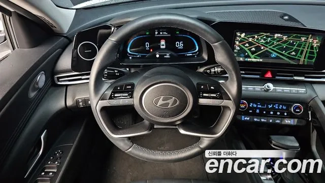 Hyundai The New Avante (CN7) 2023 Белый из Кореи, фото 4