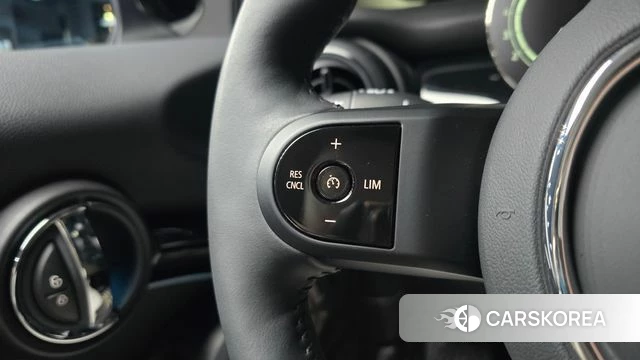 Mini Cooper S 2023 Белый из Кореи, фото 4