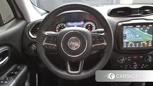 Jeep Renegade 2021 Серебряный из Кореи, фото 4