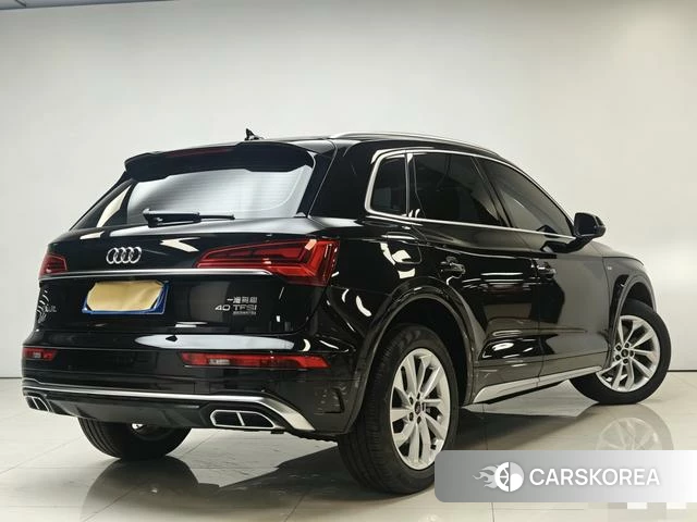 Audi Q5L 2022 Черный из Китая, фото 4