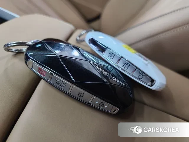 Genesis G80 (RG3) 2025 Белый из Кореи, фото 4