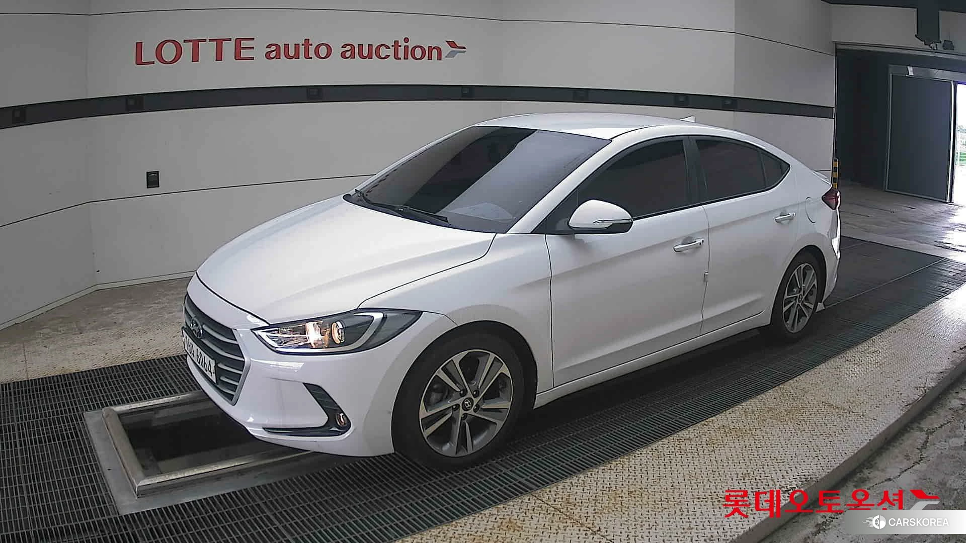 Hyundai Avante 2018 Белый из Кореи, фото 4