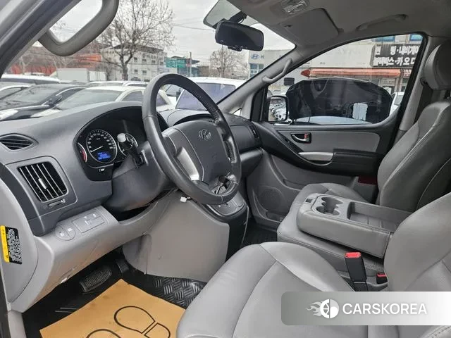 Hyundai The New Grand Starex 2019 Серебристо-серый из Кореи, фото 4