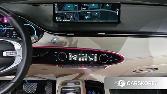 Genesis GV70 2023 Черный из Кореи, фото 4