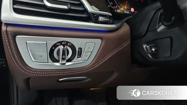 BMW 7 Series (G11) 2021 Черный из Кореи, фото 4