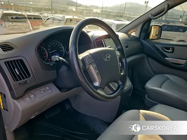 Hyundai Grand Starex 2018 Белый из Кореи, фото 4