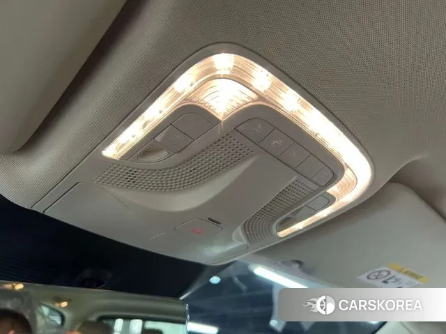 Mercedes-Benz V-Class 2025 Черный из Кореи, фото 4