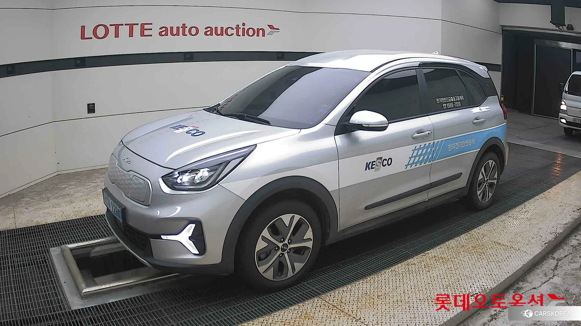 Kia Niro Plus 2023 Sparkling Silver из Кореи, фото 4