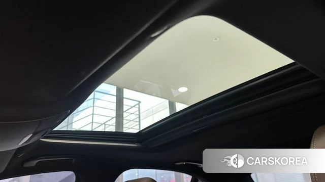 Mercedes-Benz E-Class W213 2022 Белый из Кореи, фото 4