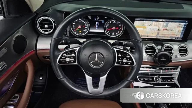 Mercedes-Benz E-Class W213 2019 Белый из Кореи, фото 4