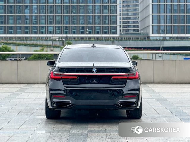 BMW 7 series 2021 Черный из Китая, фото 4