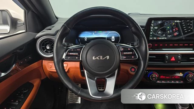 Kia The New K3 2nd generation 2024 Белый из Кореи, фото 4