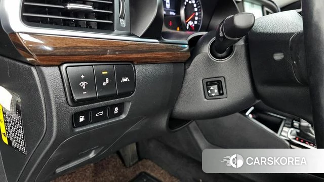 Kia Come New K7 2018 Серый из Кореи, фото 4