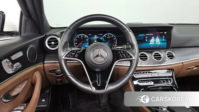 Mercedes-Benz E-Class W213 2022 Белый из Кореи, фото 4