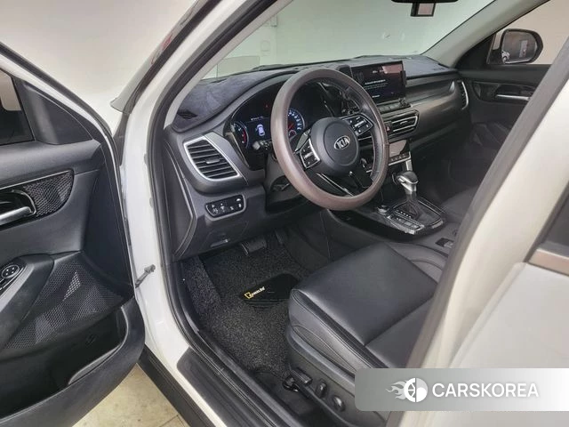 Kia Seltos 2021 Белый из Кореи, фото 4