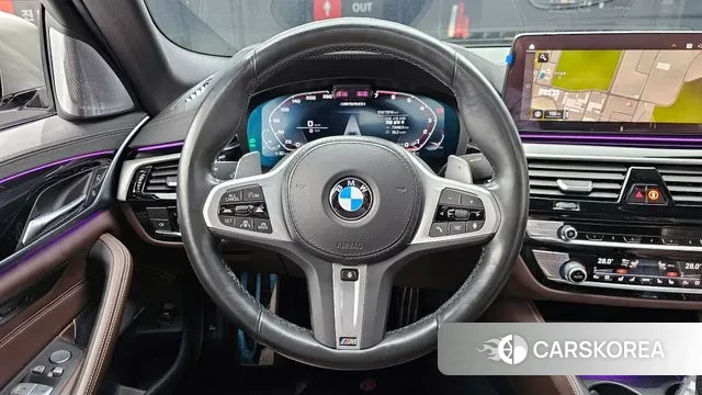 BMW 5 Series (G30) 2022 Серебристо-серый из Кореи, фото 4