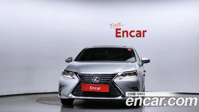 Lexus New ES300h id 2629604 из Кореи 4