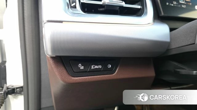 BMW X1 (U11) 2025 Белый из Кореи, фото 4